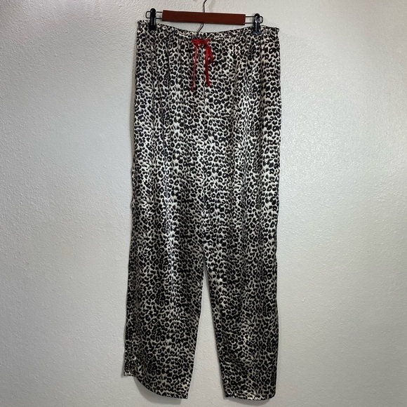 Pink K satin leopard print pajama set size L - Picture 8 of 9